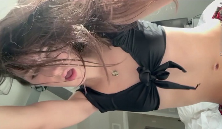 Solo Tgirl Masturbates with Jerking Motion