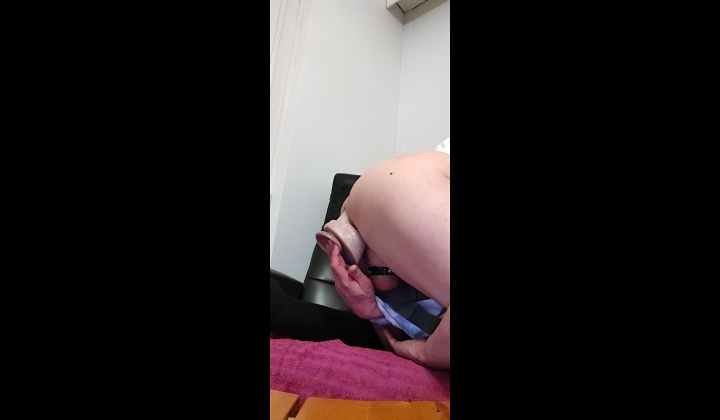 Trans Babe Uses Dildo for Anal Play