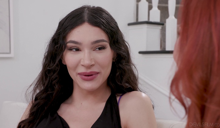 Andylynn Payne & Sophia Locke in Trans Threesome