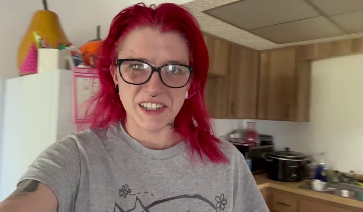 Trans Babe Gives Blowjob