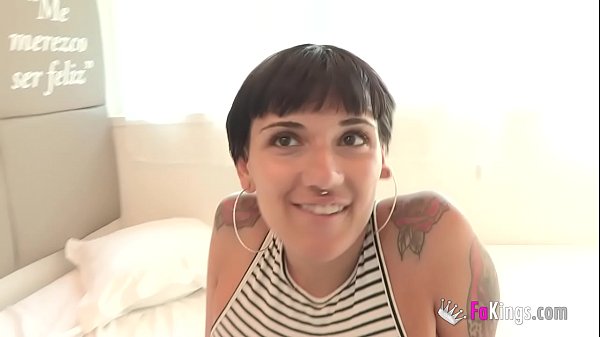 Shemale Anally Pierces Vivi in Anal Play