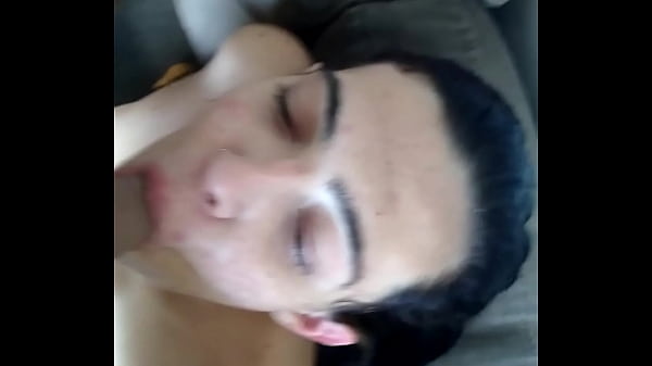 Shemale Gaby Gostoso Gives Blowjob