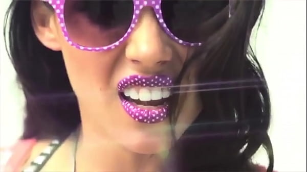NEW SHEMALE PMV 2018 &lpar;porno music &num;19&rpar;