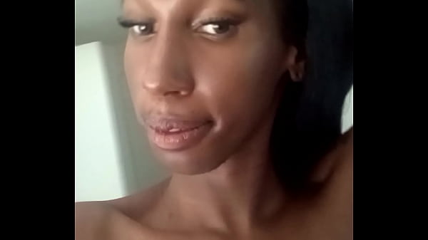 Black TS La Nefertiti Perkins Shows Off Big Cock