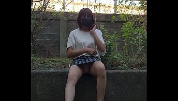 Ting Xuan Shemale Outdoor Peeing Scenes